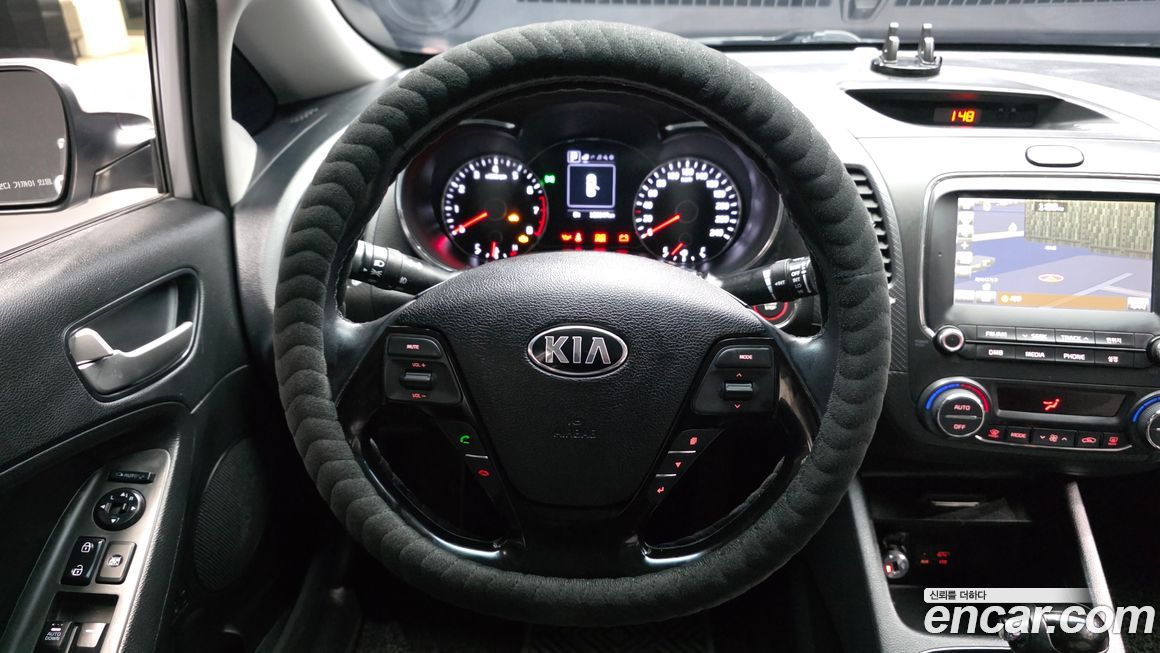 Kia K3 2016