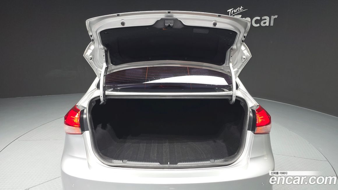 Kia K3 2016