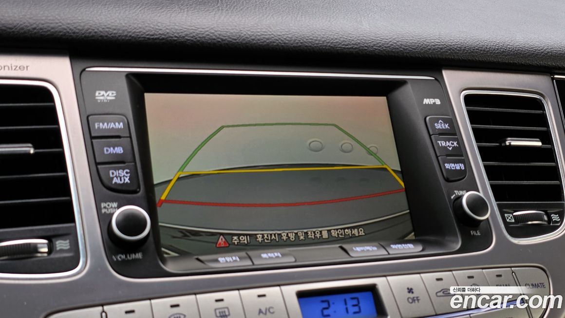 Hyundai Genesis 2012