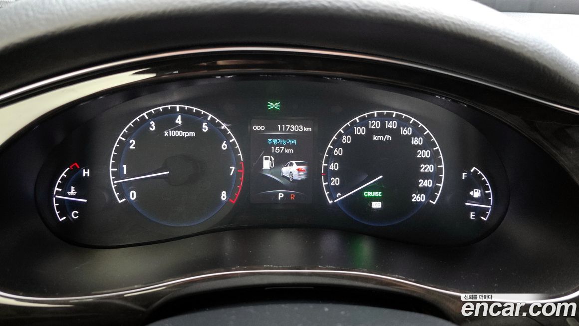 Hyundai Genesis 2012