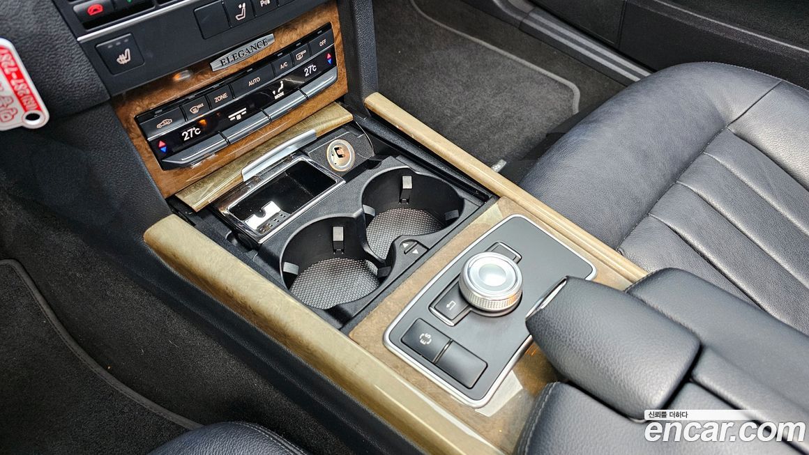 Mercedes-Benz E-Class 2011