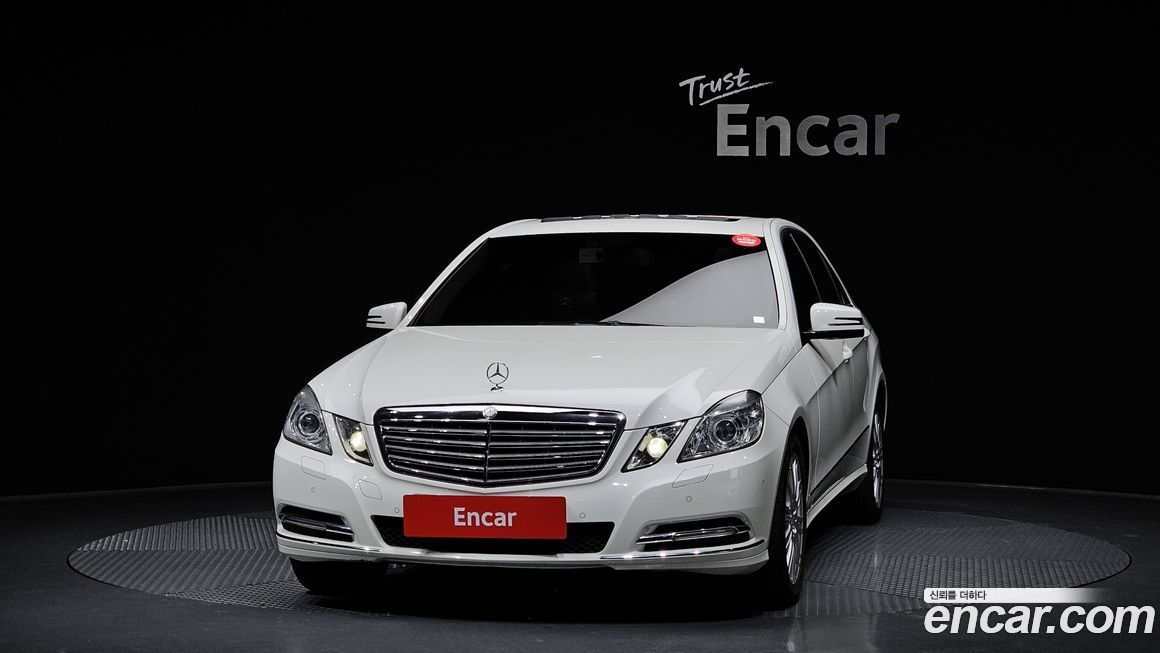 Mercedes-Benz E-Class 2011
