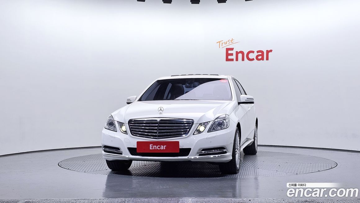 Mercedes-Benz E-Class 2011