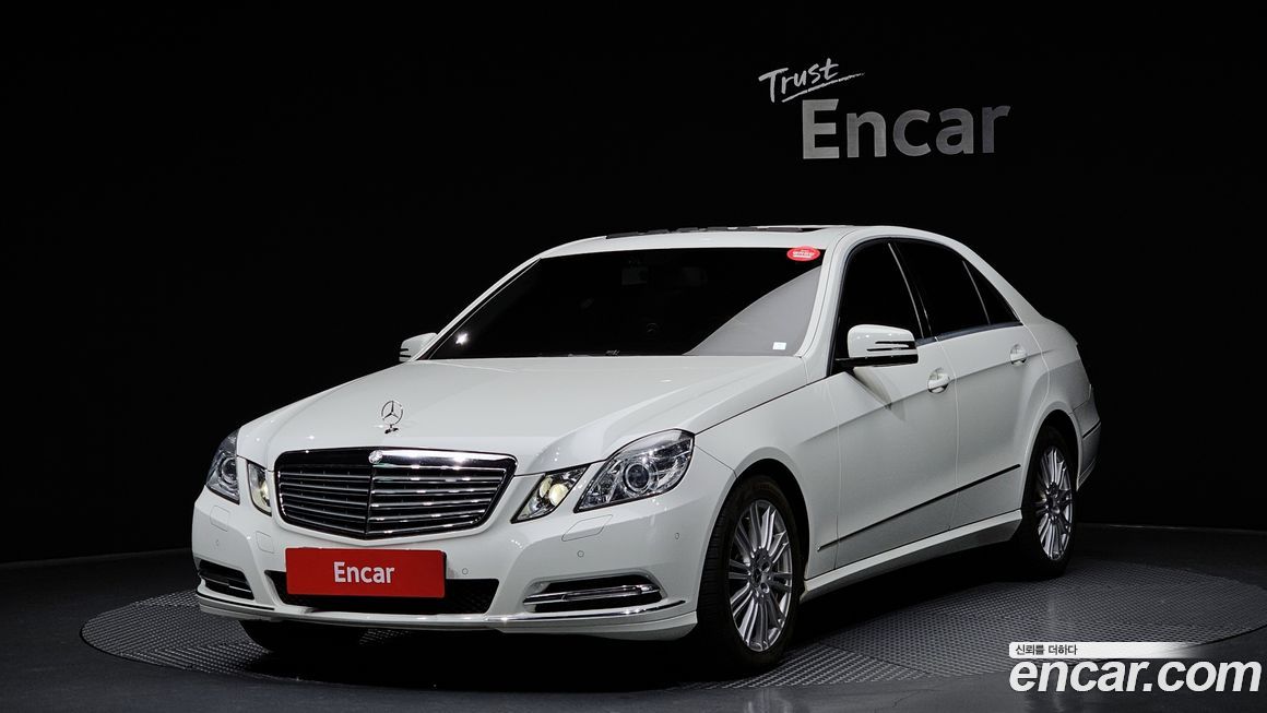 Mercedes-Benz E-Class 2011