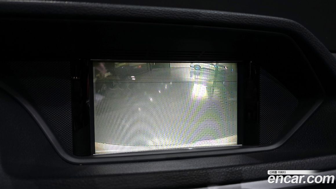 Mercedes-Benz E-Class 2011