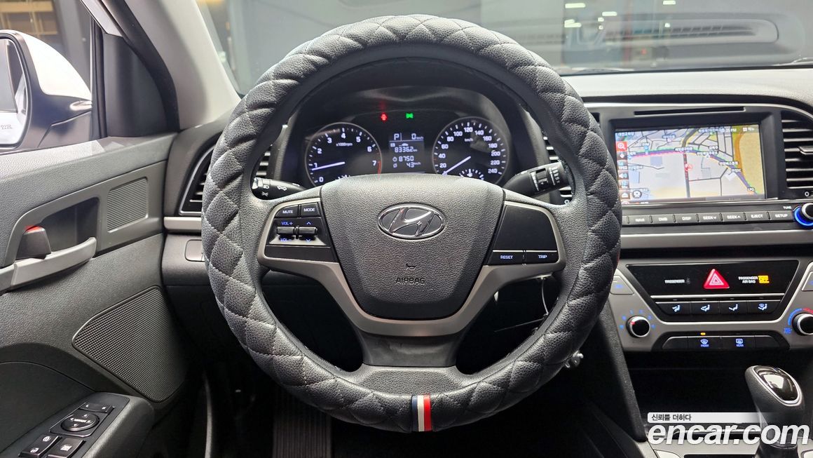 Hyundai AVANTE 2017