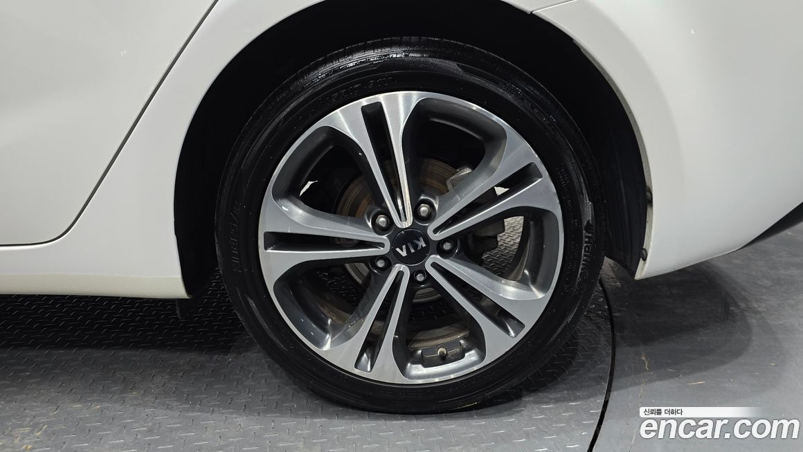 Kia K3 2015