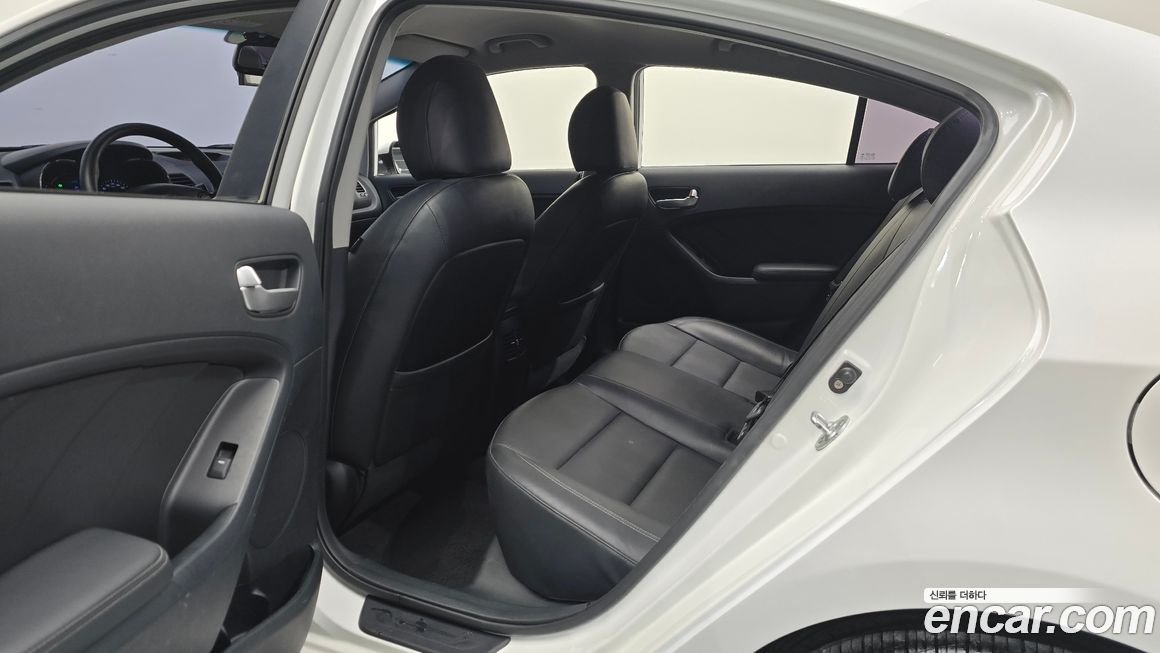 Kia K3 2015