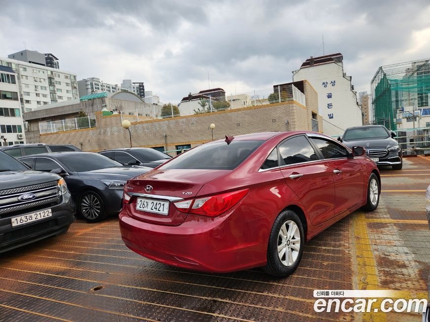 Hyundai Sonata 2012