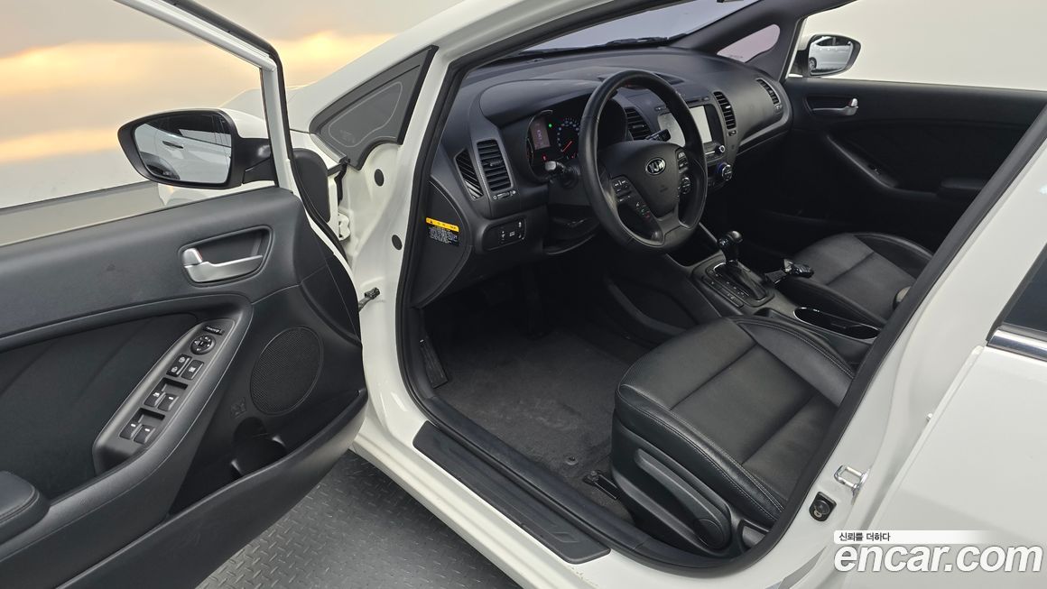 Kia K3 2015