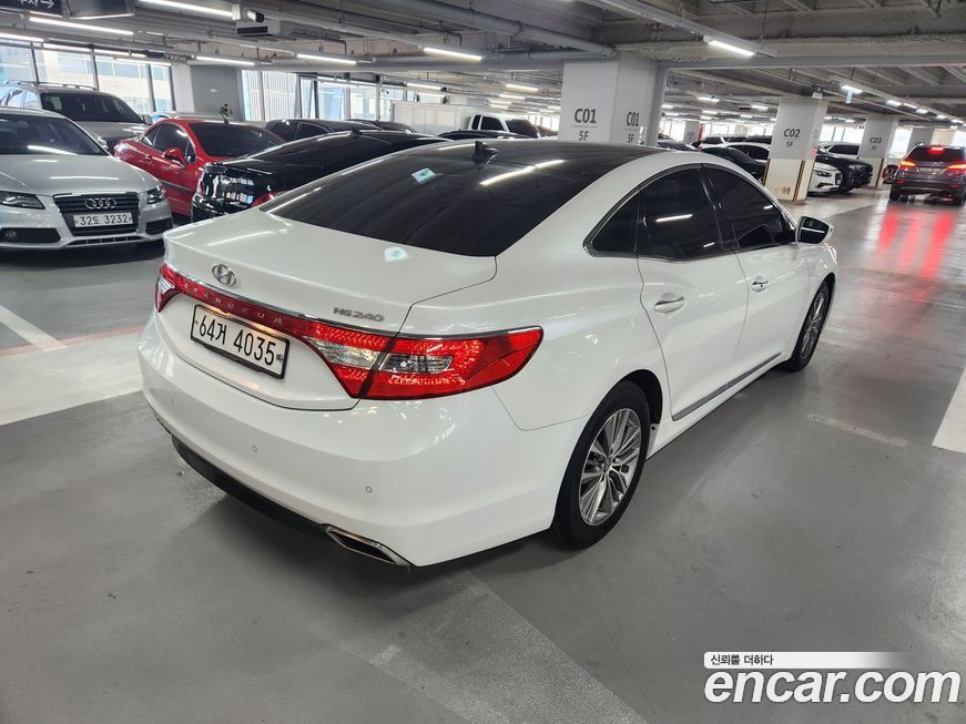 Hyundai Grandeur 2015