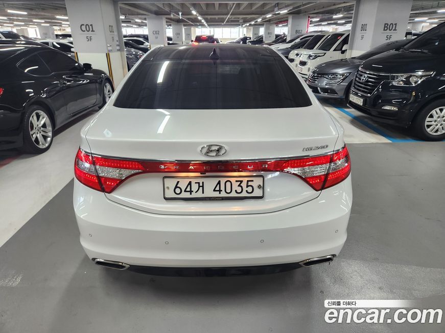 Hyundai Grandeur 2015