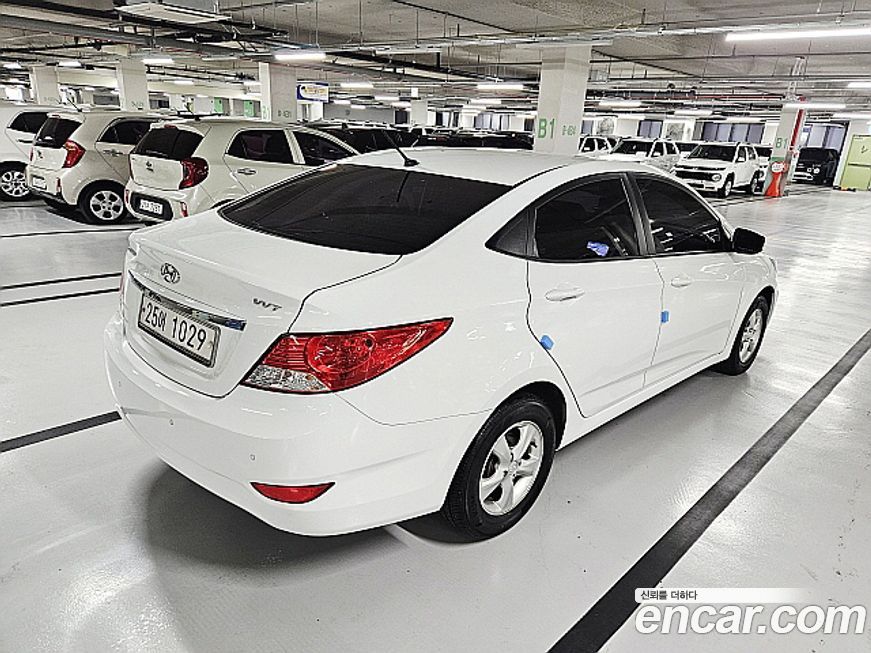 Hyundai Accent 2014