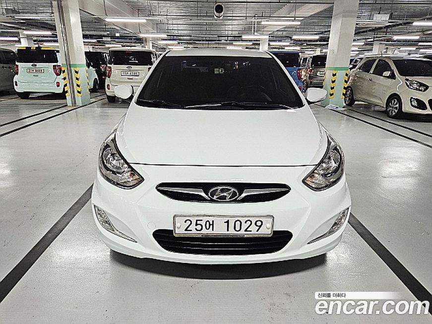 Hyundai Accent 2014