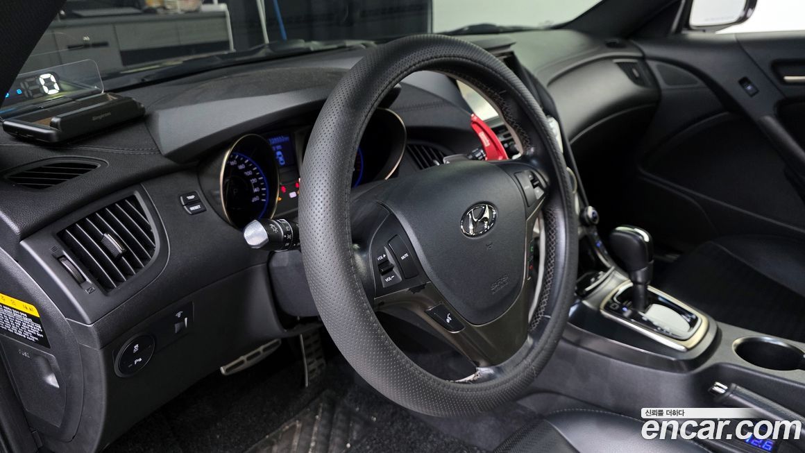 Hyundai Genesis 2012