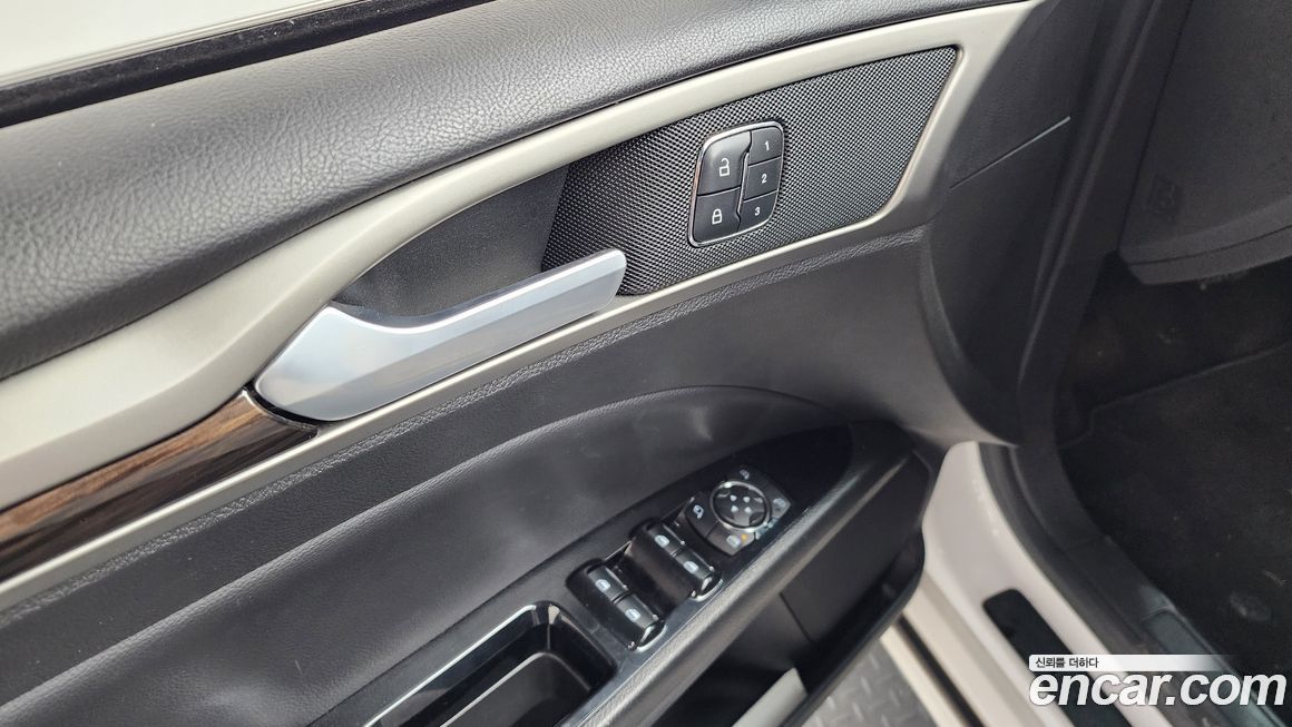 Ford Fusion 2014