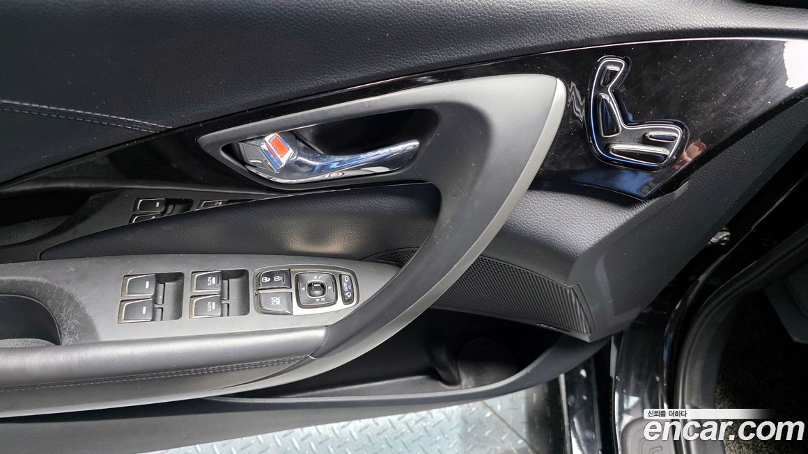 Hyundai Grandeur 2014