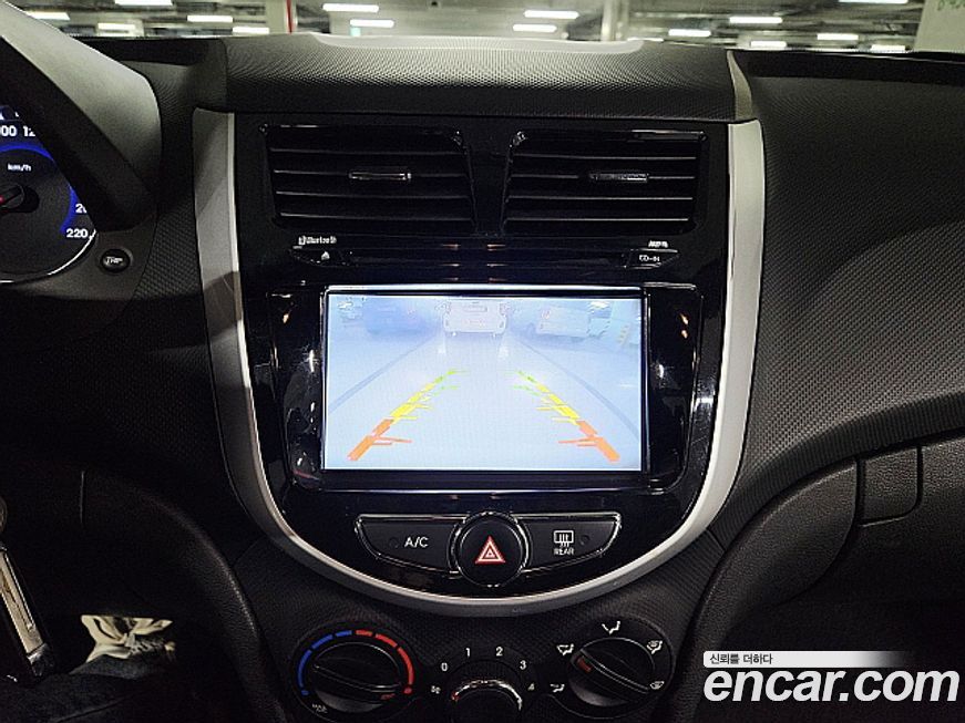 Hyundai Accent 2014