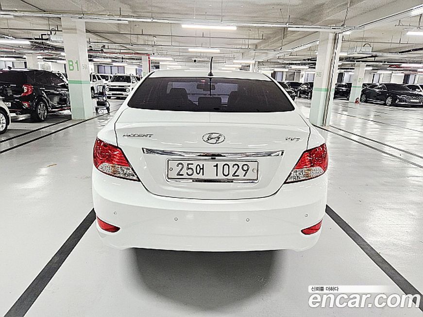 Hyundai Accent 2014