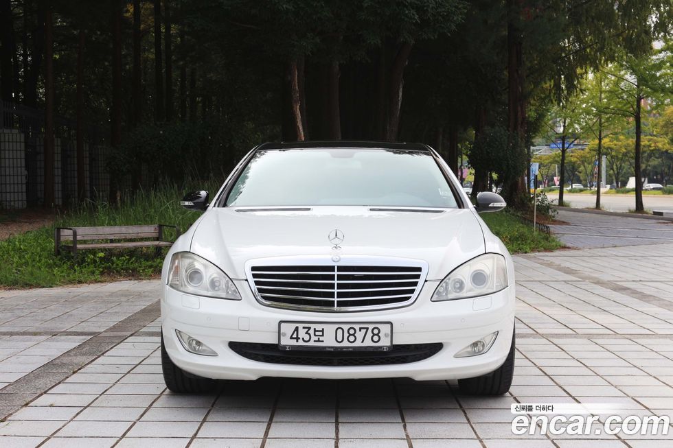 Mercedes-Benz S-Class 2006