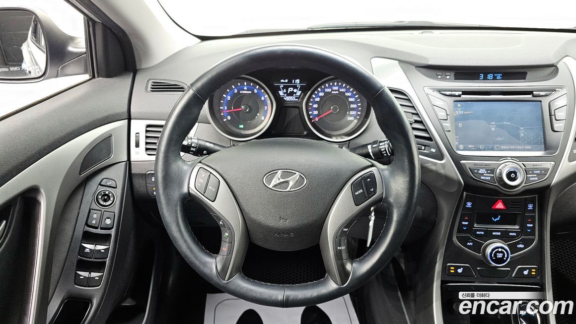 Hyundai AVANTE 2014