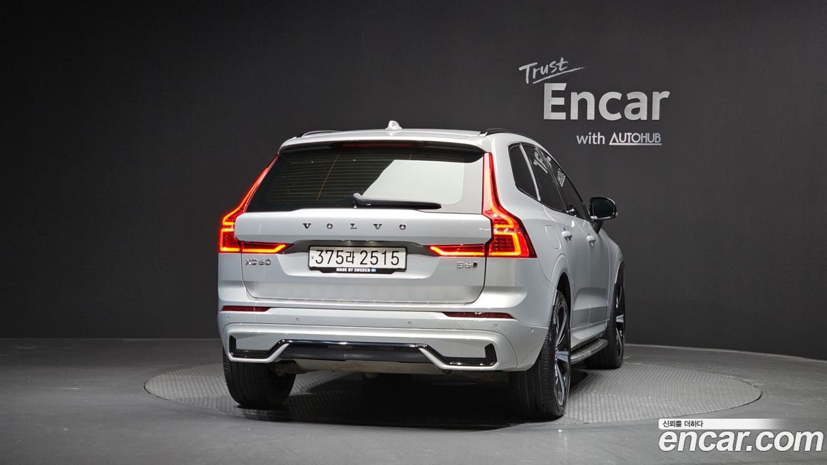 Volvo XC60 2022