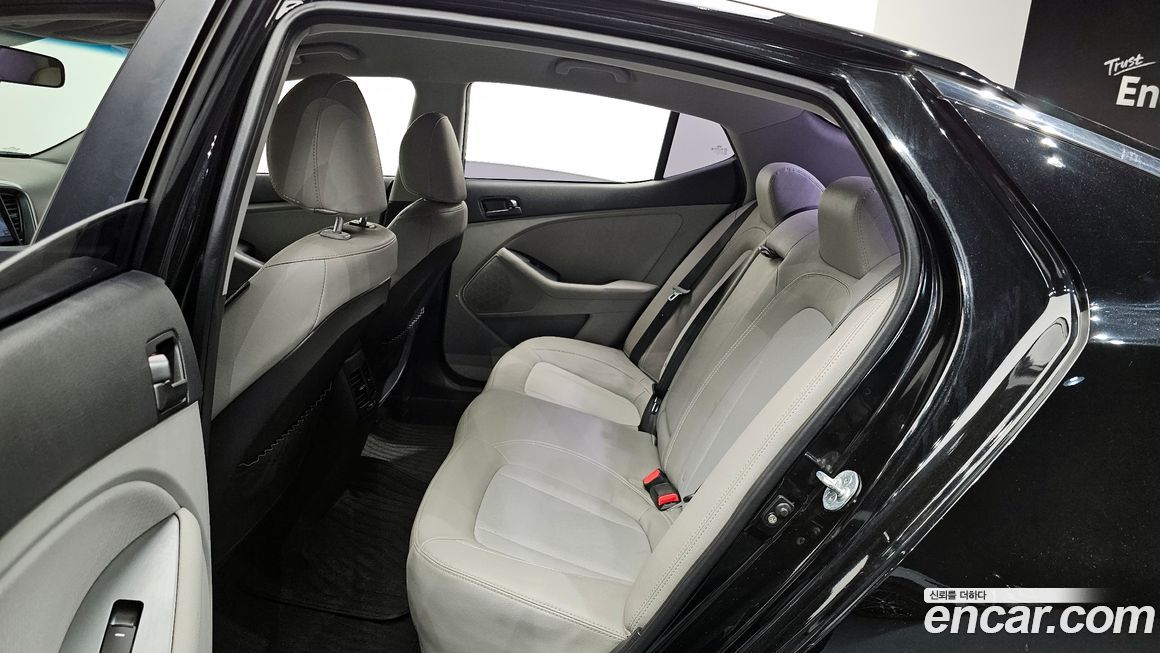 Kia K5 2013