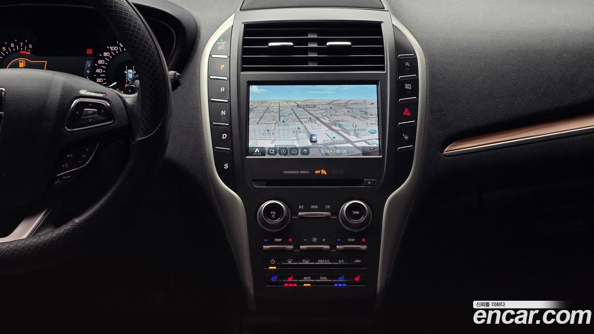 Lincoln MKC 2017