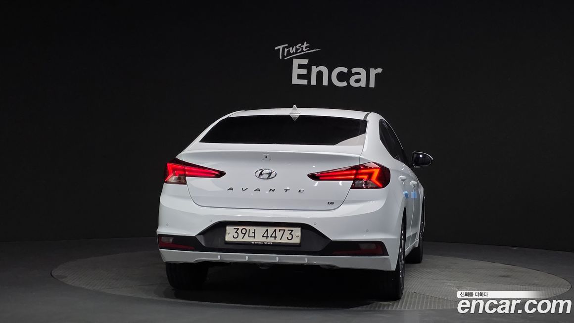 Hyundai AVANTE 2019