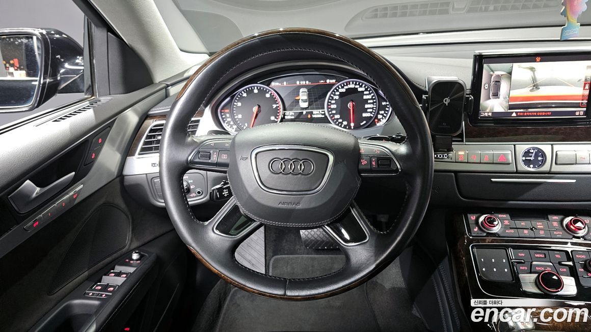 Audi A8 2013