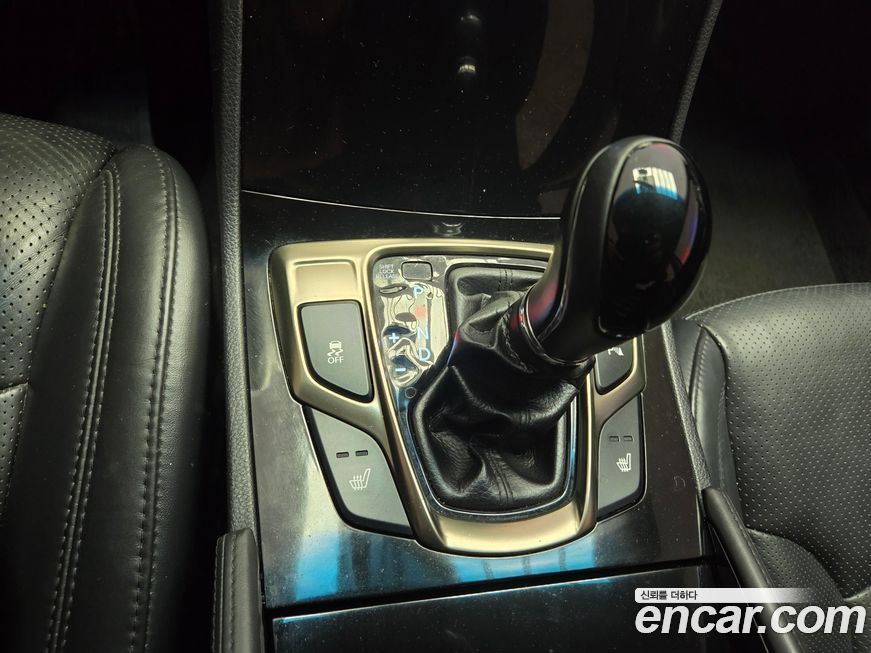 Hyundai Grandeur 2012