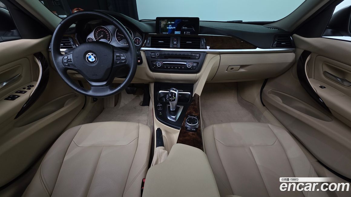 BMW 3-Series 2015