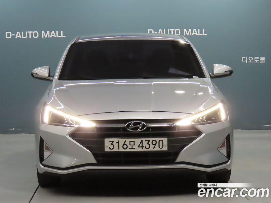 Hyundai AVANTE 2019