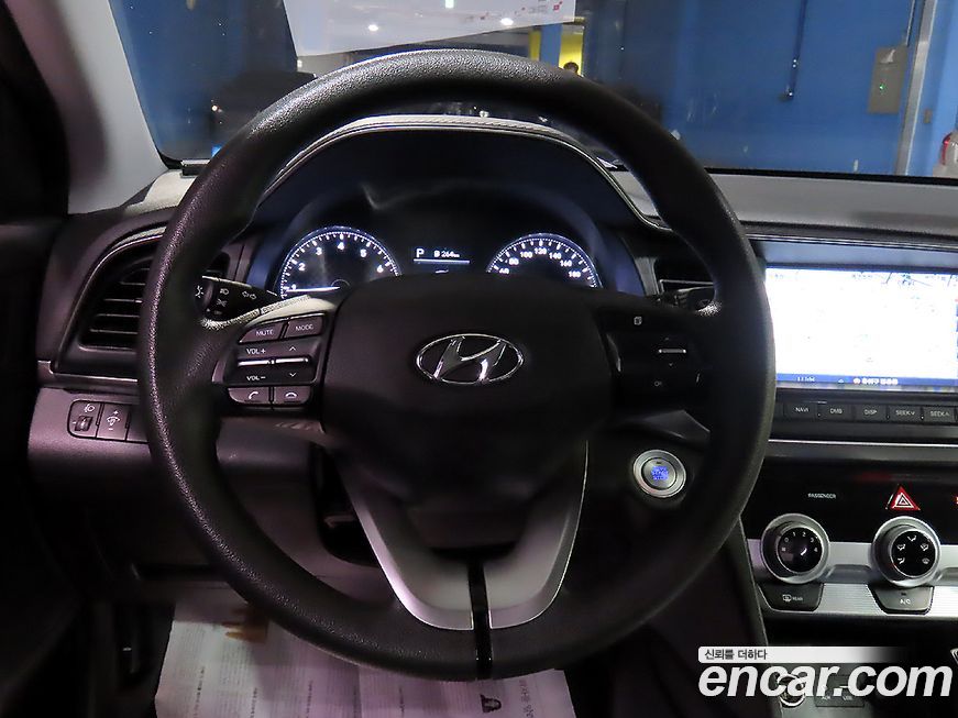 Hyundai AVANTE 2019