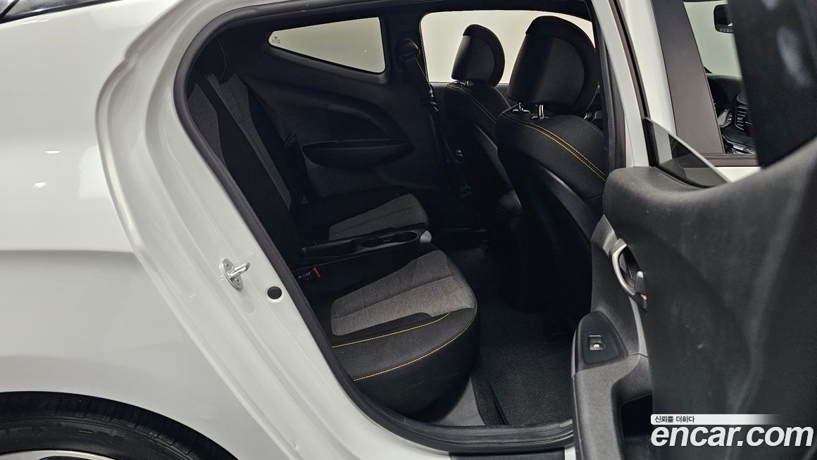Hyundai Veloster 2019