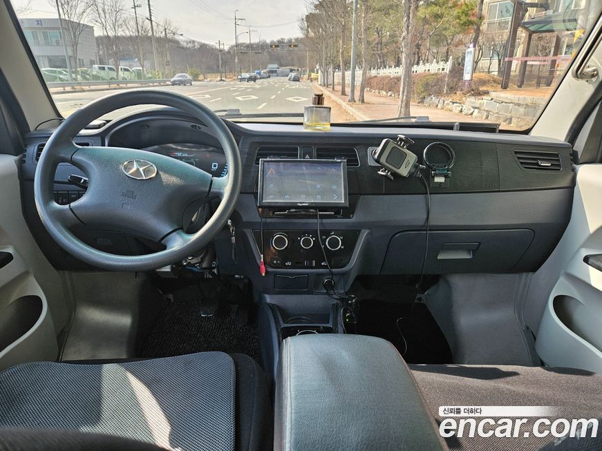 Xin yuan ET Van 2023