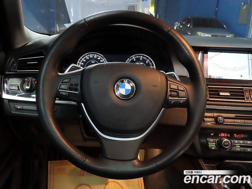 BMW 5-Series 2015