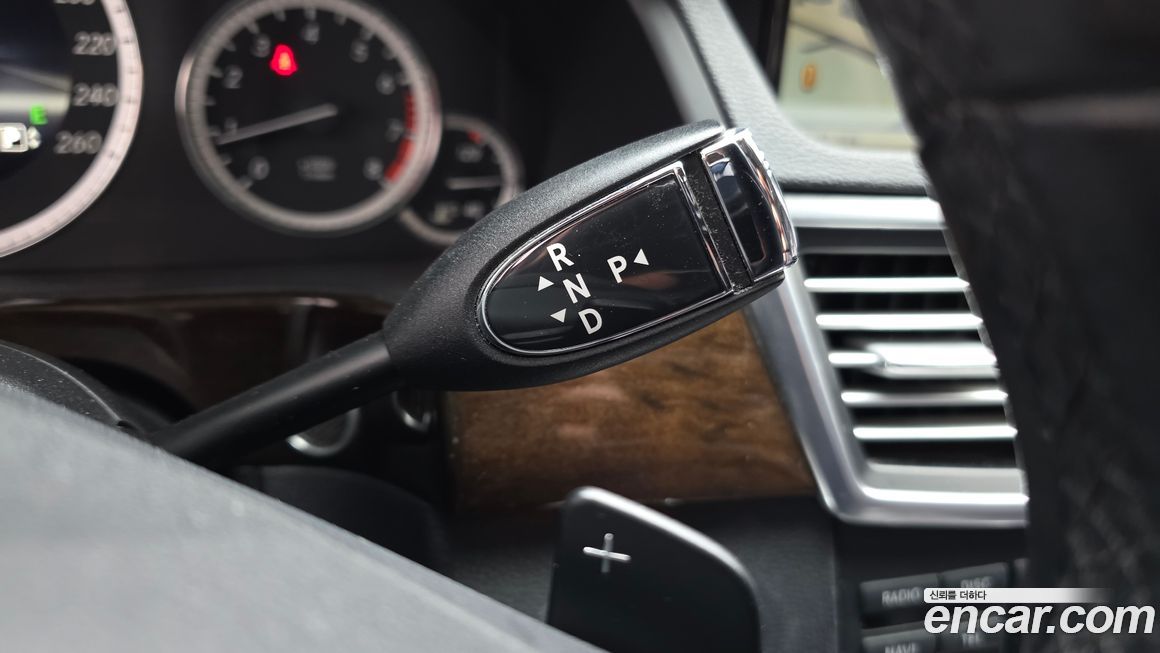 Mercedes-Benz E-Class 2013