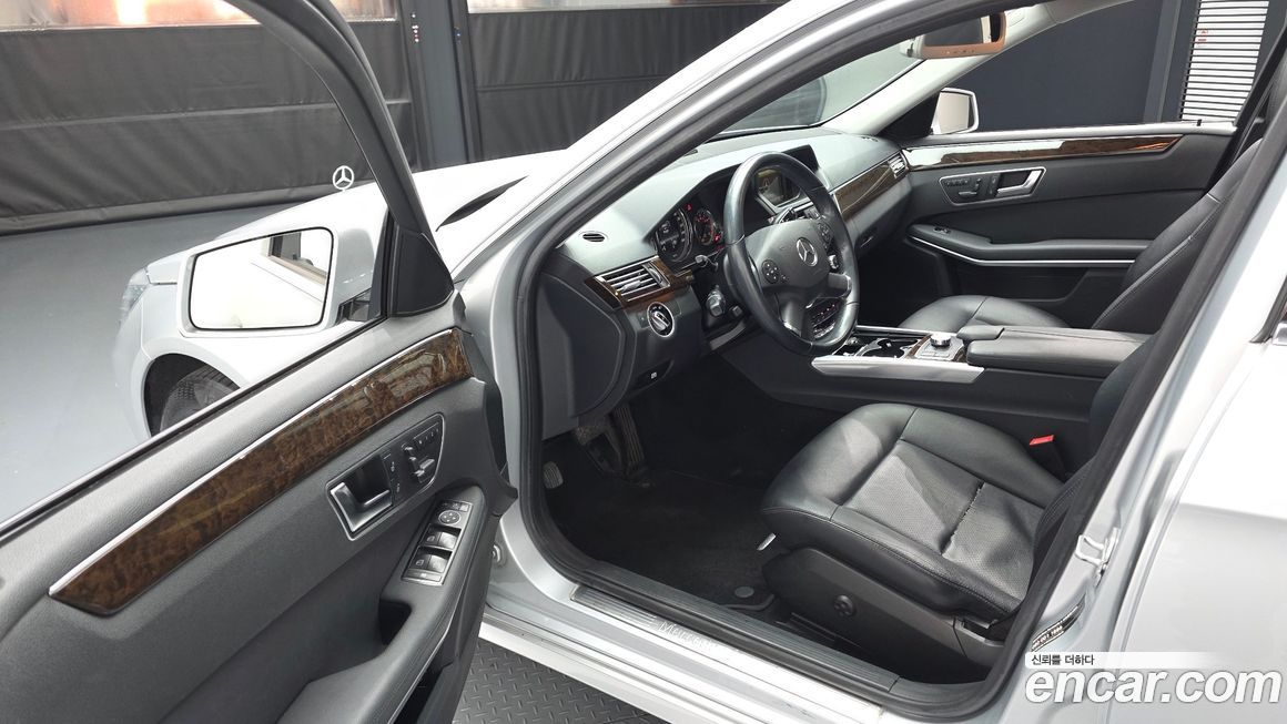 Mercedes-Benz E-Class 2013