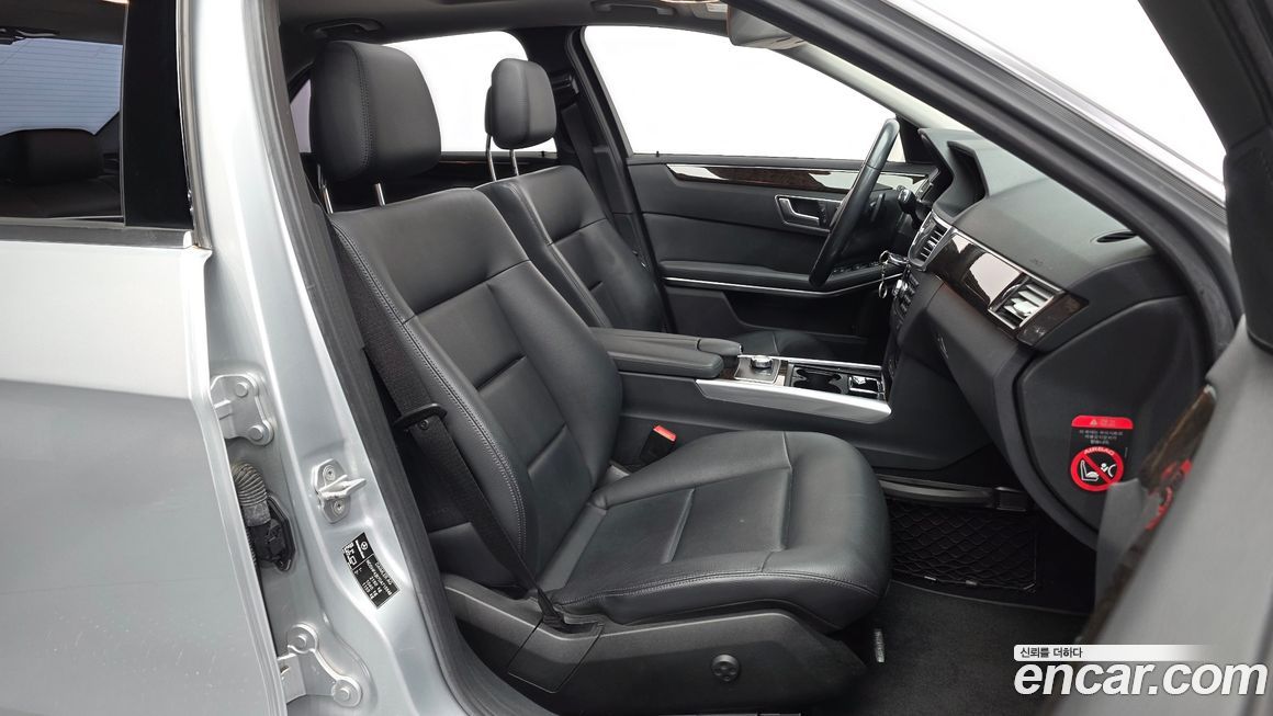 Mercedes-Benz E-Class 2013