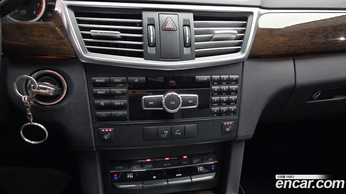 Mercedes-Benz E-Class 2013