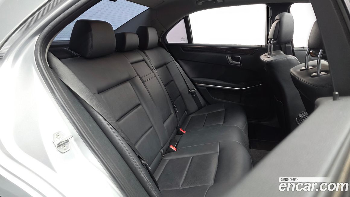 Mercedes-Benz E-Class 2013