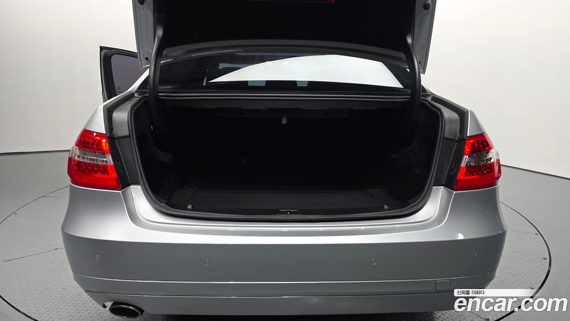 Mercedes-Benz E-Class 2013