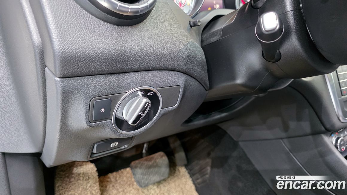 Mercedes-Benz CLA-Class 2015