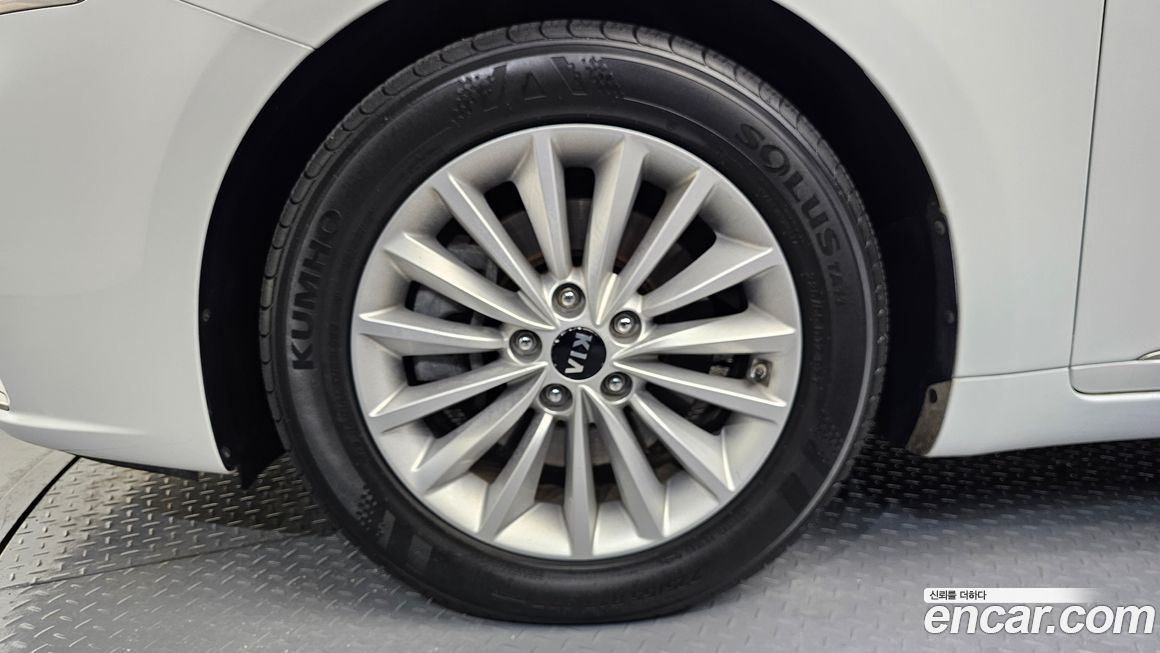 Kia K7 2016