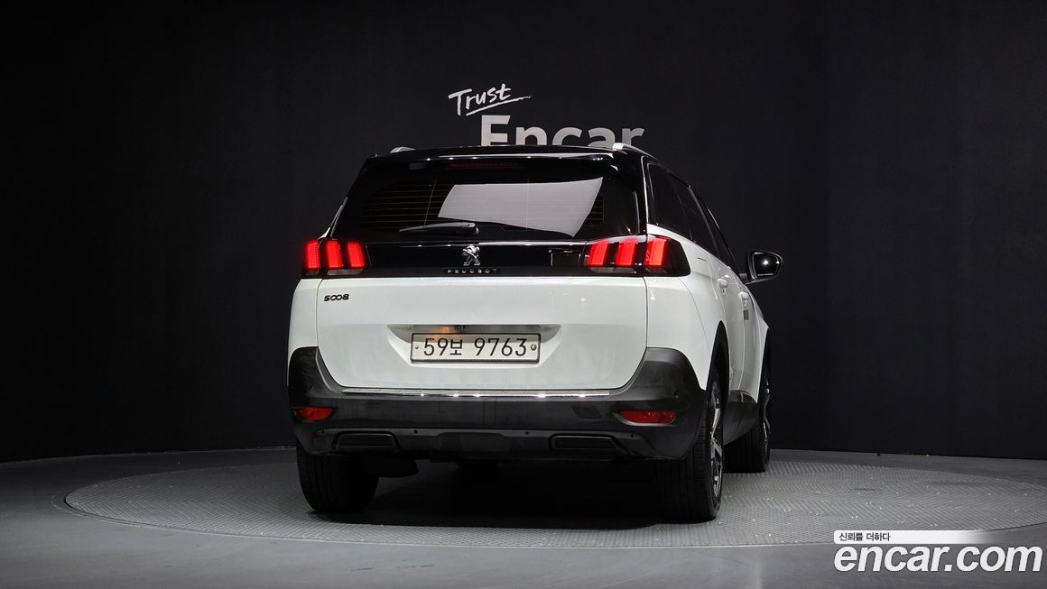 Peugeot 5008 2019
