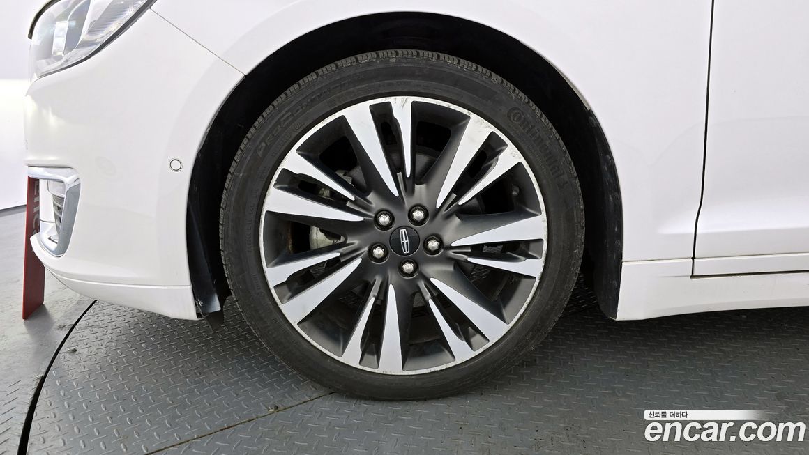 Lincoln MKZ 2018