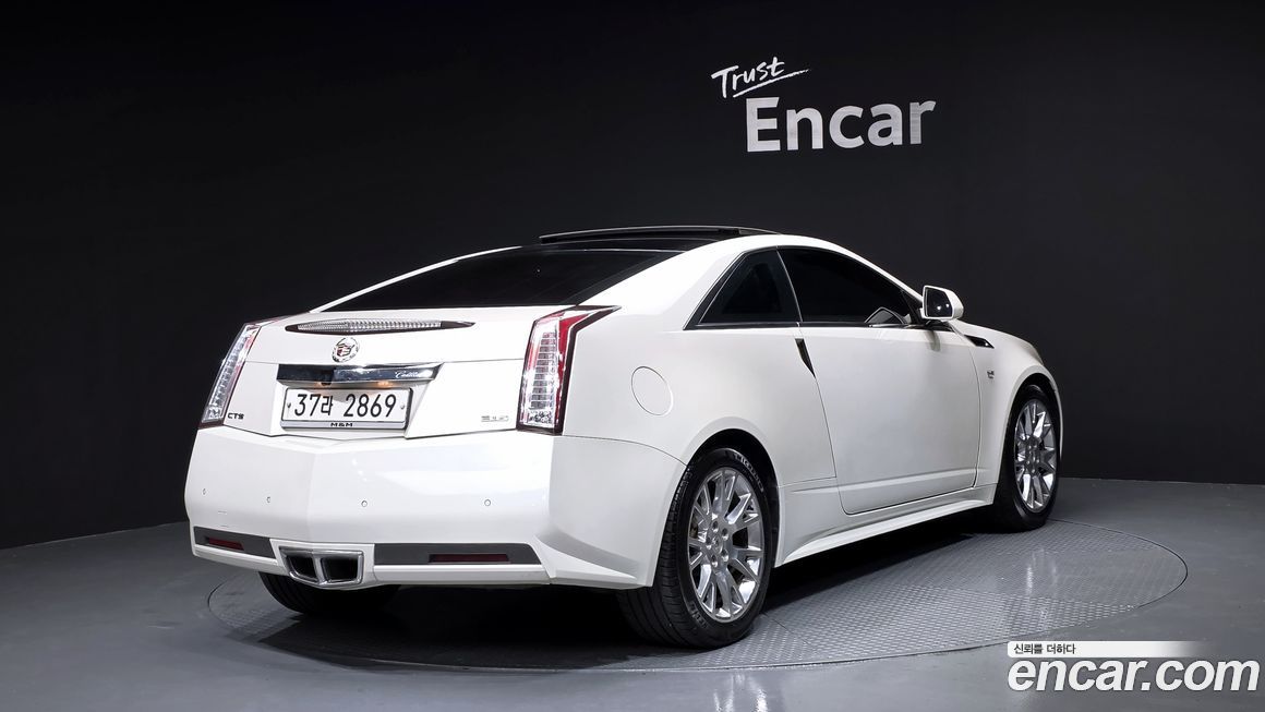 Cadillac CTS 2011