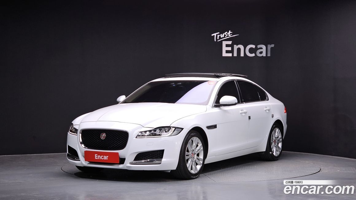 Jaguar XF 2017