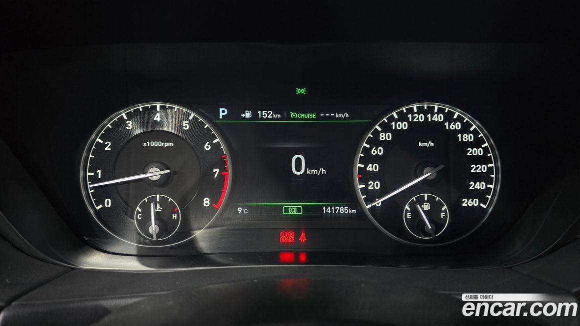Genesis EQ900 2016
